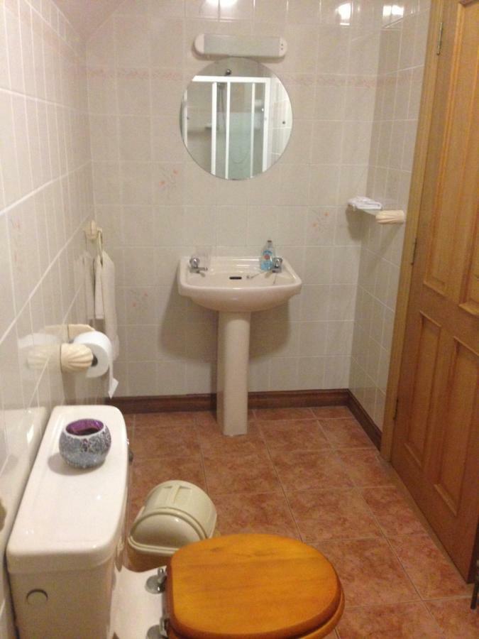 Loistin An Iuir Bed & Breakfast *